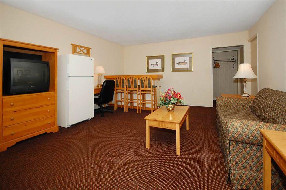Quality Inn & Suites Conference Center Thomasville Esterno foto
