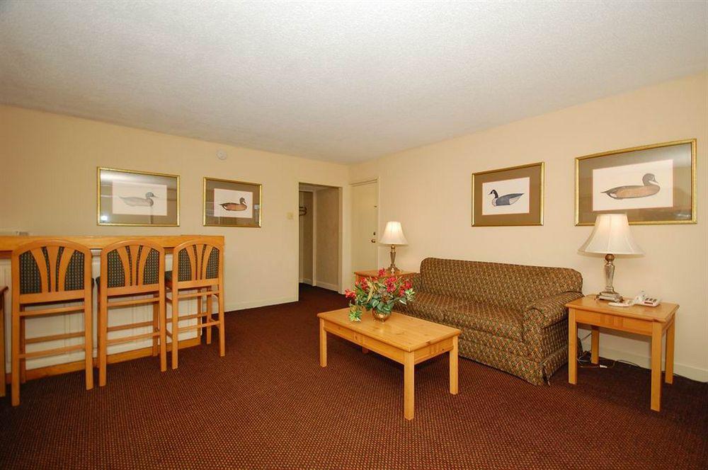 Quality Inn & Suites Conference Center Thomasville Esterno foto