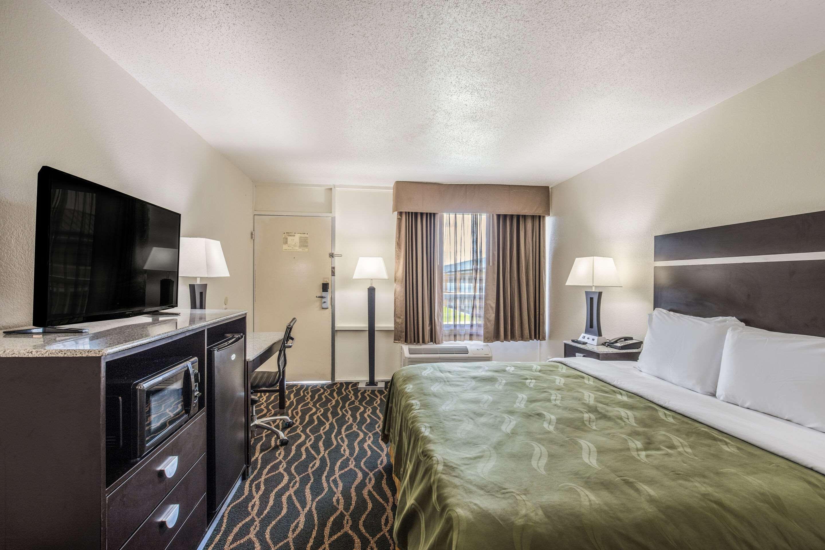 Quality Inn & Suites Conference Center Thomasville Esterno foto