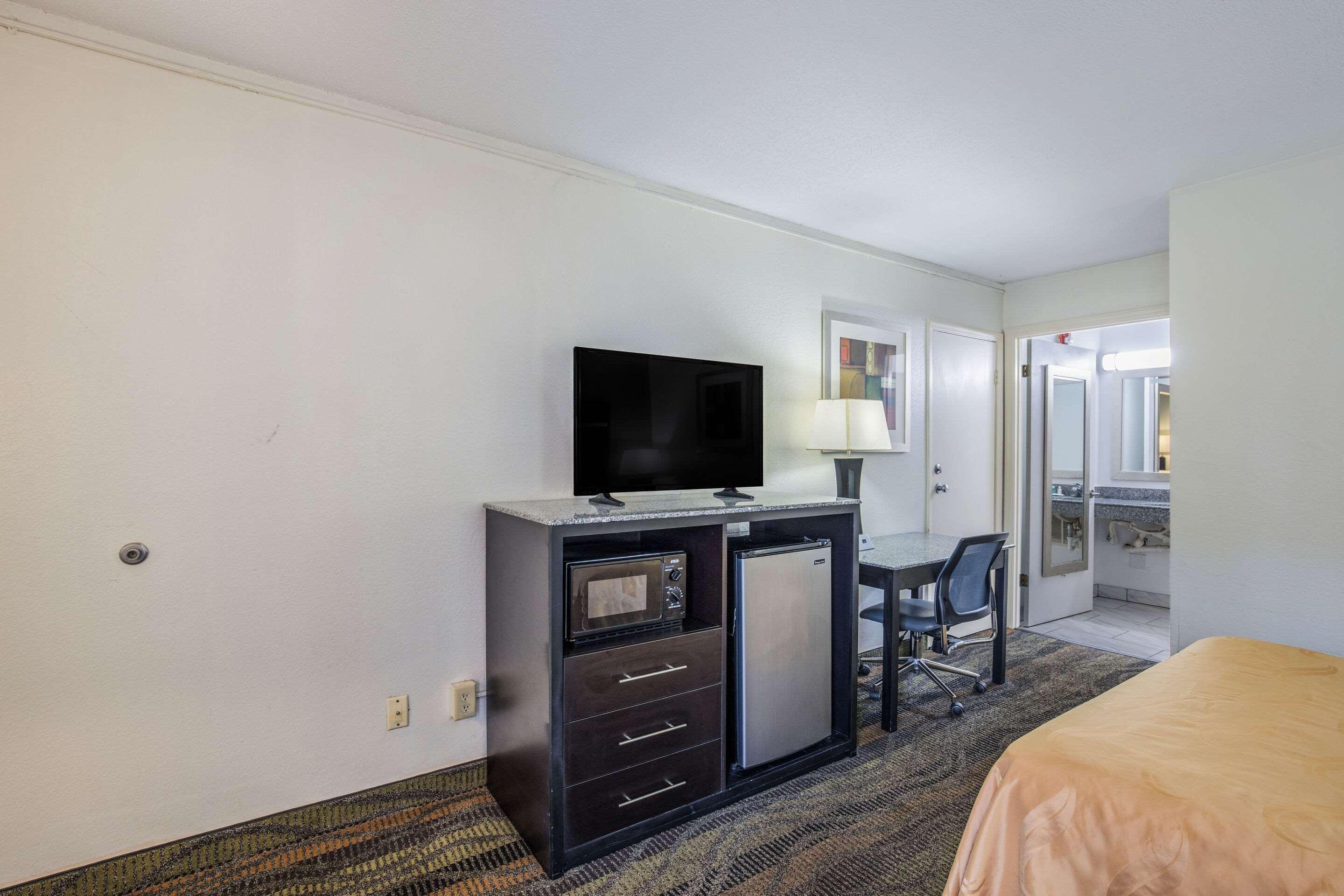 Quality Inn & Suites Conference Center Thomasville Esterno foto