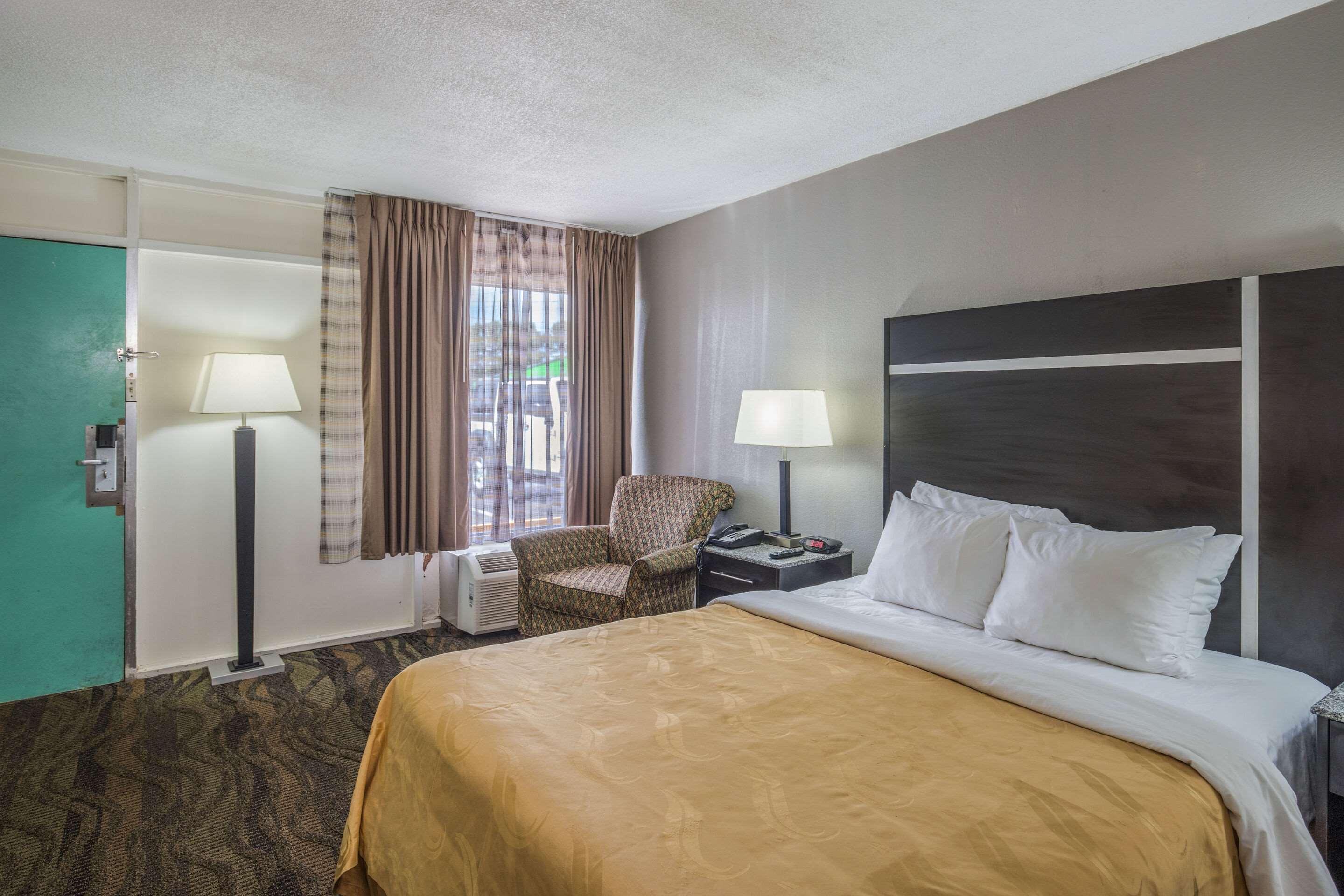 Quality Inn & Suites Conference Center Thomasville Esterno foto