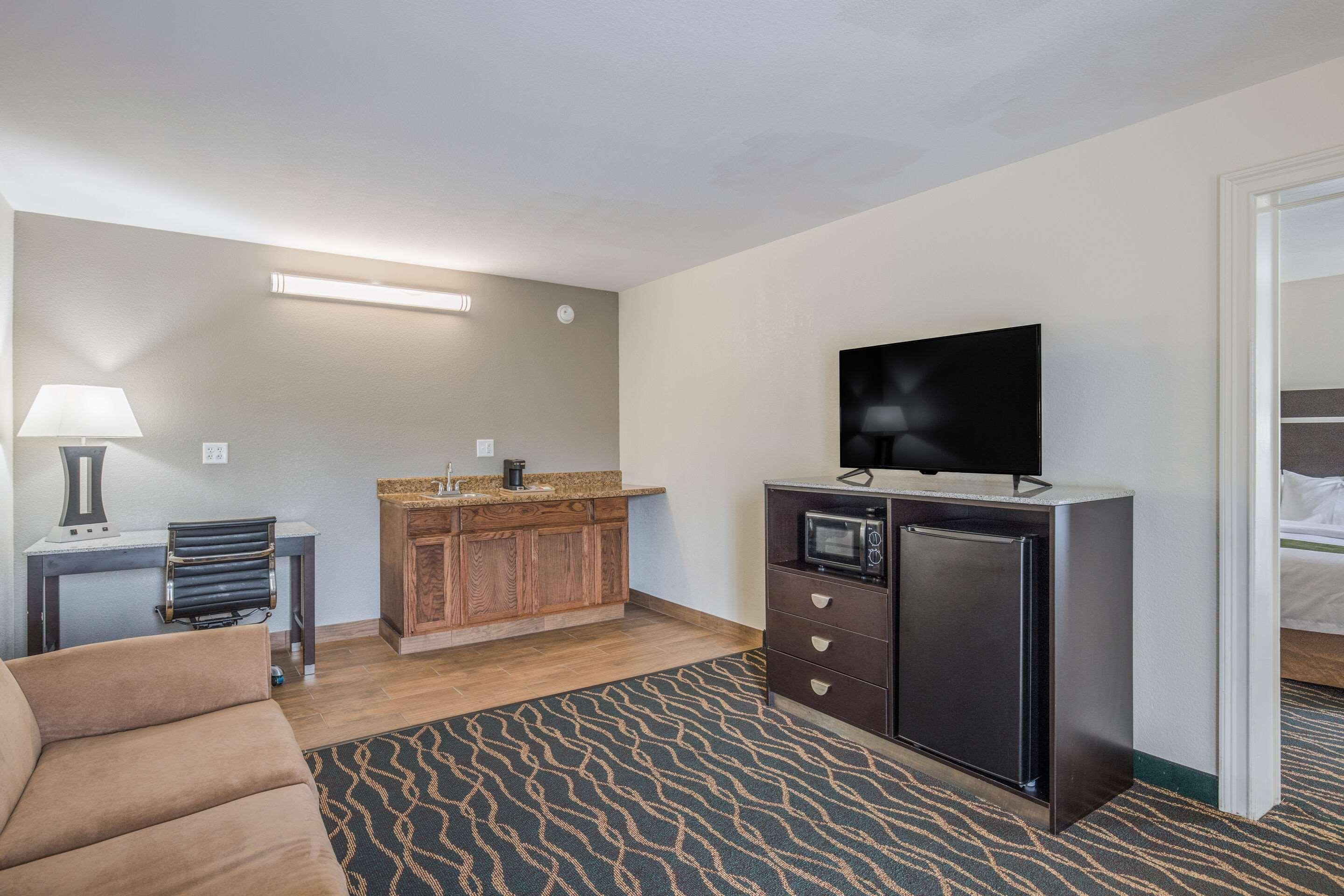 Quality Inn & Suites Conference Center Thomasville Esterno foto