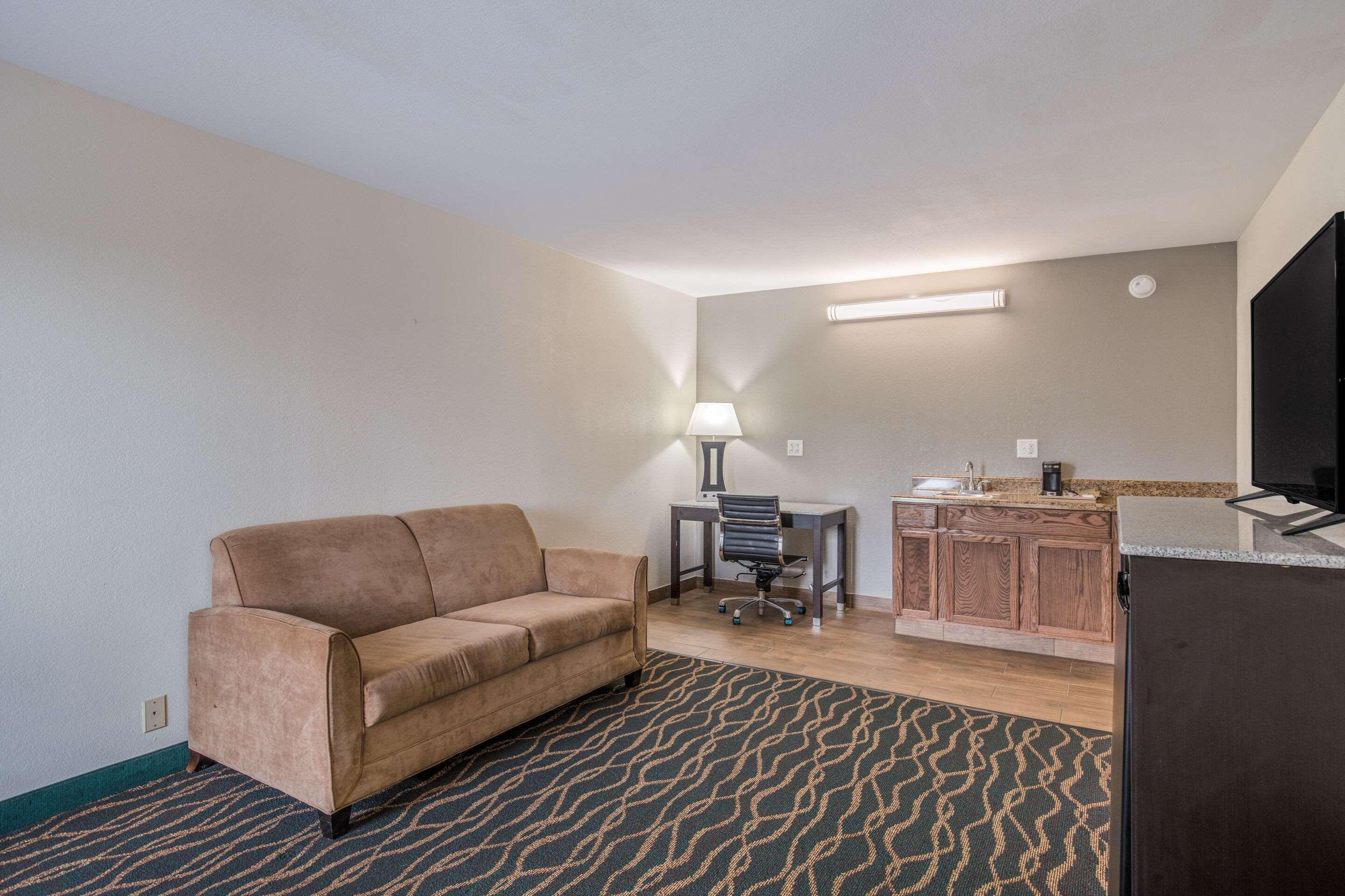Quality Inn & Suites Conference Center Thomasville Esterno foto