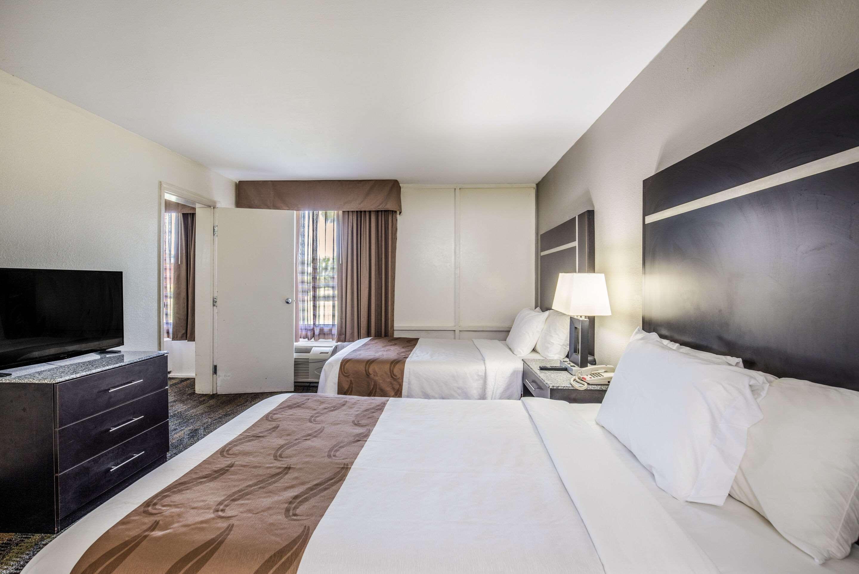 Quality Inn & Suites Conference Center Thomasville Esterno foto