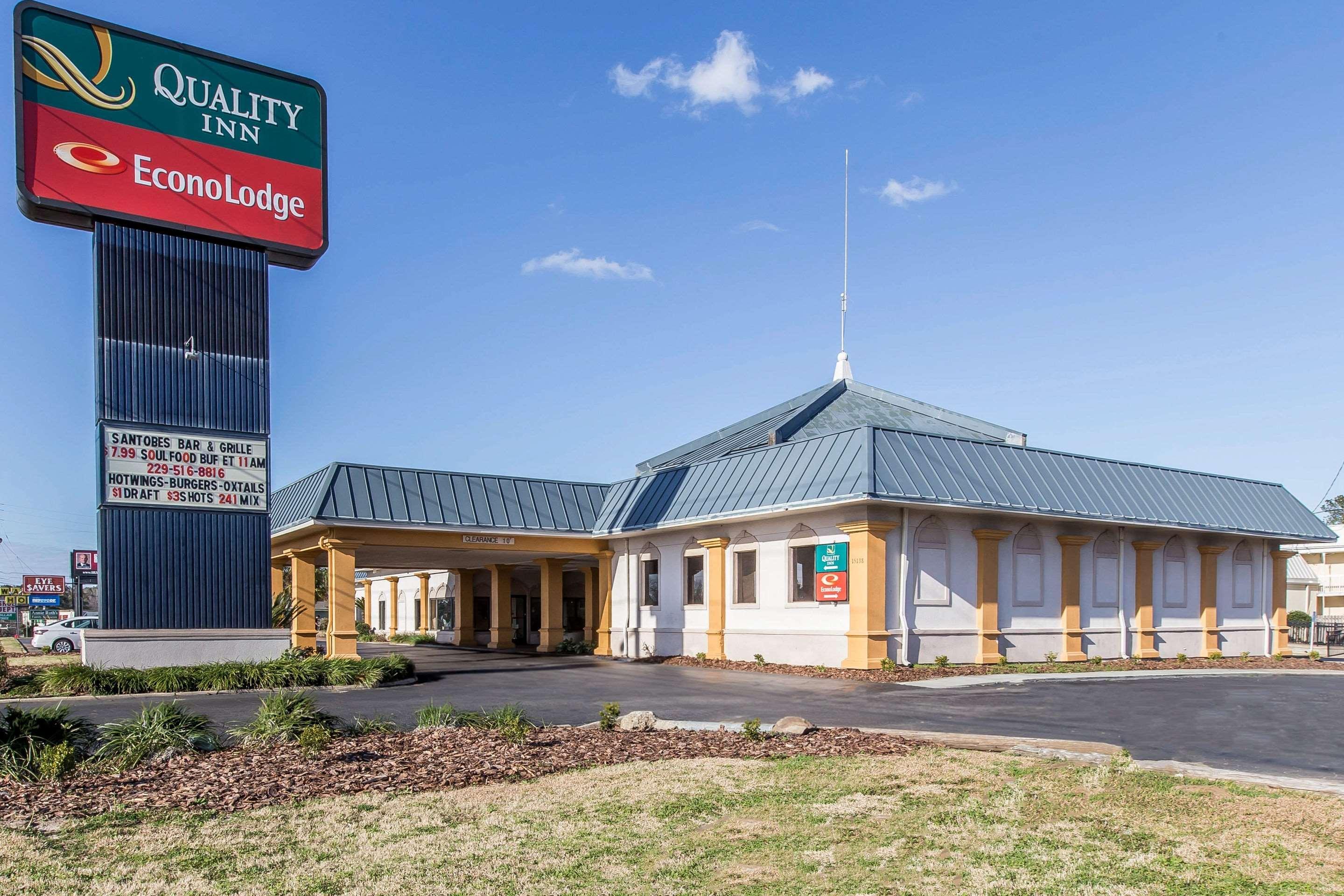 Quality Inn & Suites Conference Center Thomasville Esterno foto