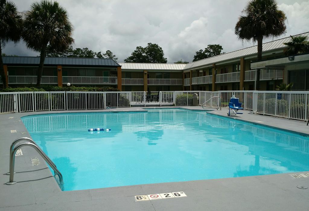 Quality Inn & Suites Conference Center Thomasville Esterno foto