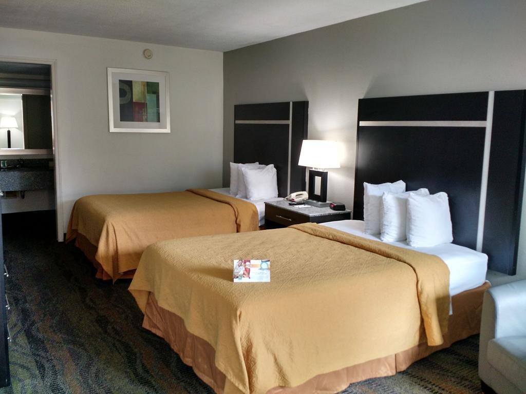 Quality Inn & Suites Conference Center Thomasville Esterno foto